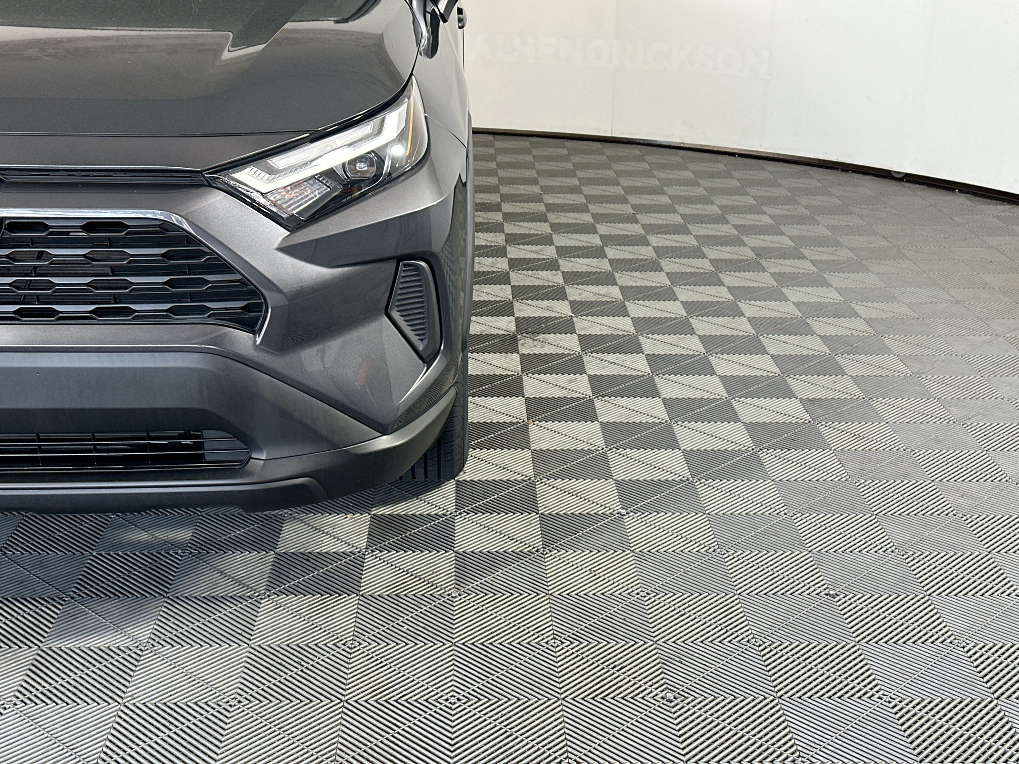 Certified 2023 Toyota RAV4 XLE w/ Convenience Package FWD image 9