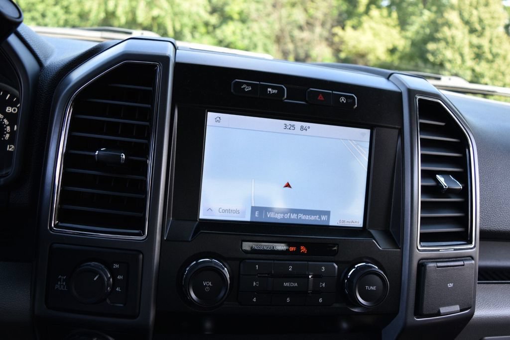 Used 2019 Ford F150 XLT w/ Equipment Group 302A Luxury AWD/4WD image 23