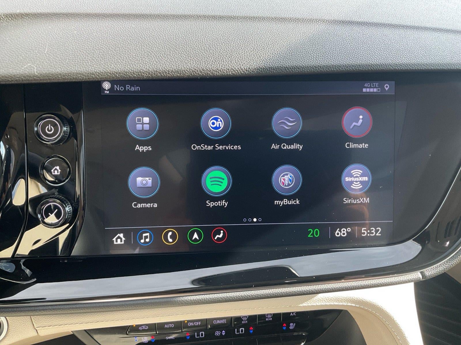 Certified 2021 Buick Envision Avenir w/ Technology Package II AWD/4WD image 16
