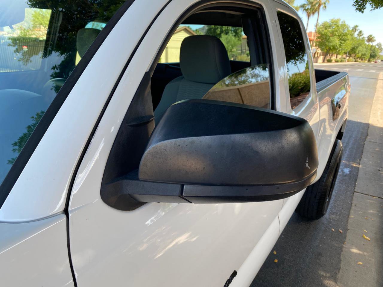 Used 2018 Toyota Tacoma SR RWD image 11