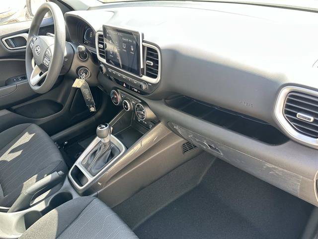 New 2026 Hyundai Venue SE FWD image 27