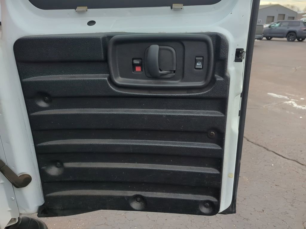 Used 2014 Chevrolet Express 3500 Extended image 15