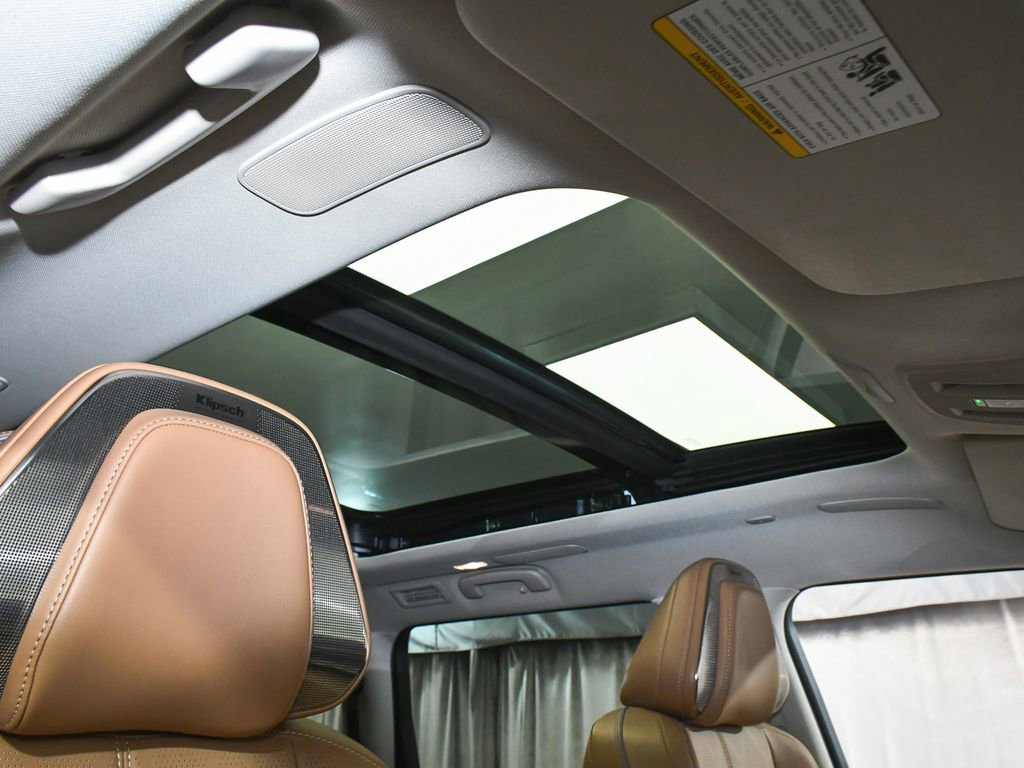 Used 2025 INFINITI QX80 Sensory image 69