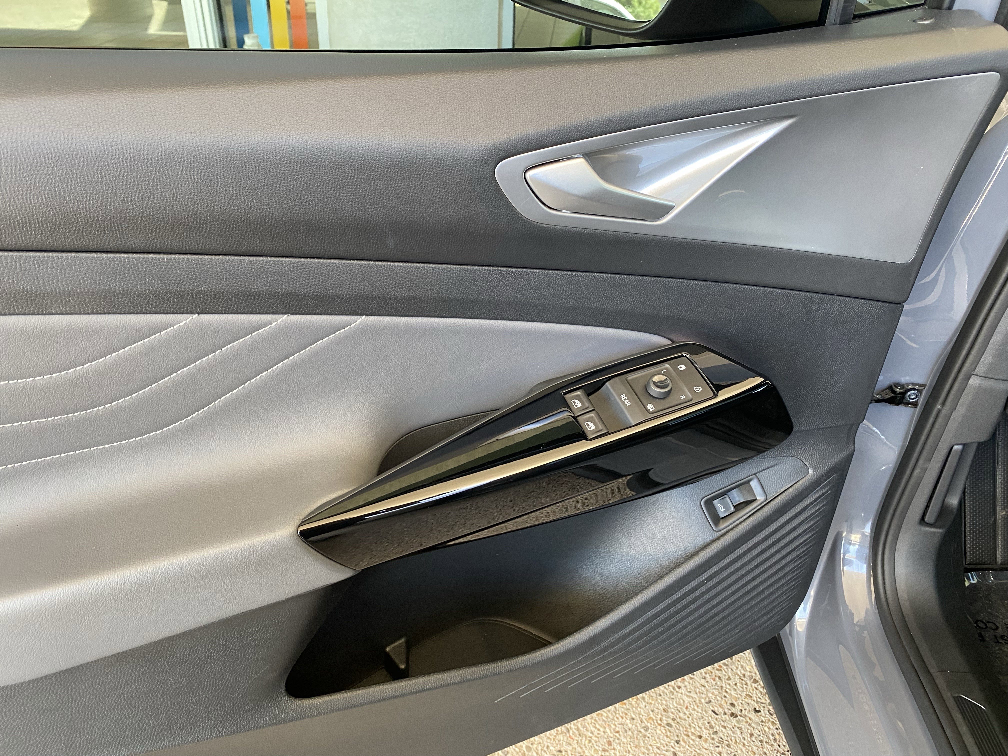 Certified 2023 Volkswagen ID.4 S RWD image 12