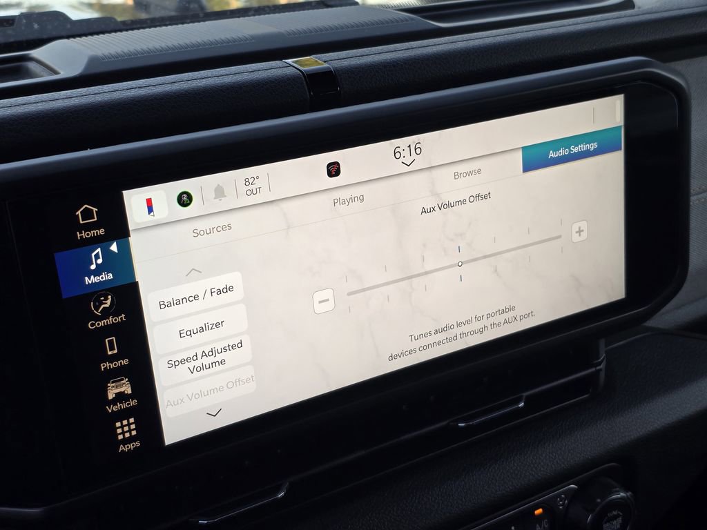 Used 2025 Jeep Gladiator Sport image 18