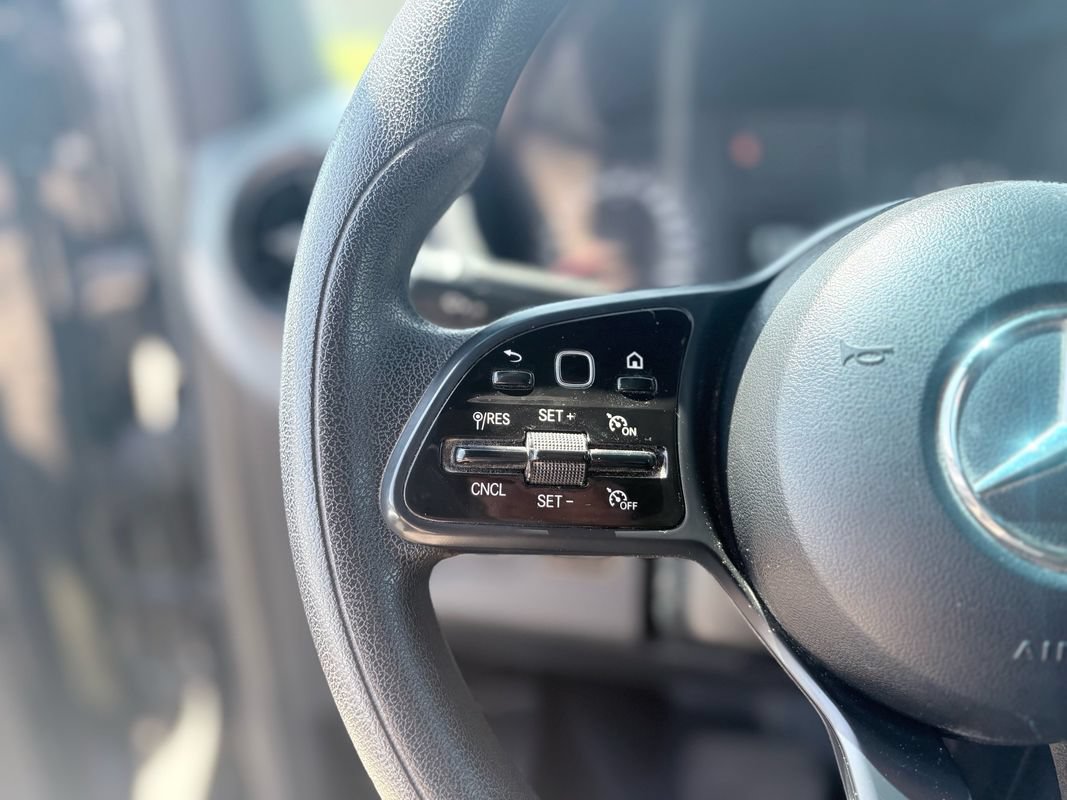 Used 2019 Mercedes-Benz Sprinter 1500 image 23