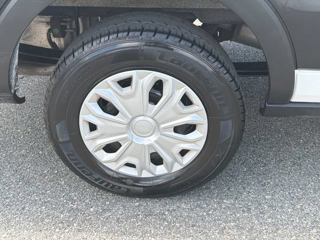 Used 2024 Ford Transit 350 XLT RWD image 16