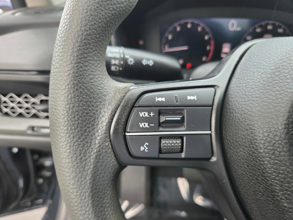 Used 2023 Honda Accord LX image 22
