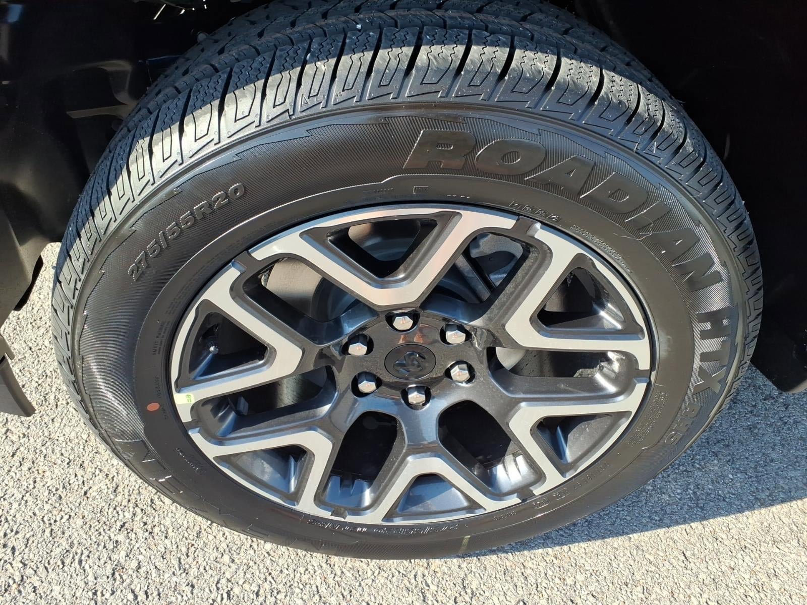 New 2026 RAM 1500 Laramie AWD/4WD image 5