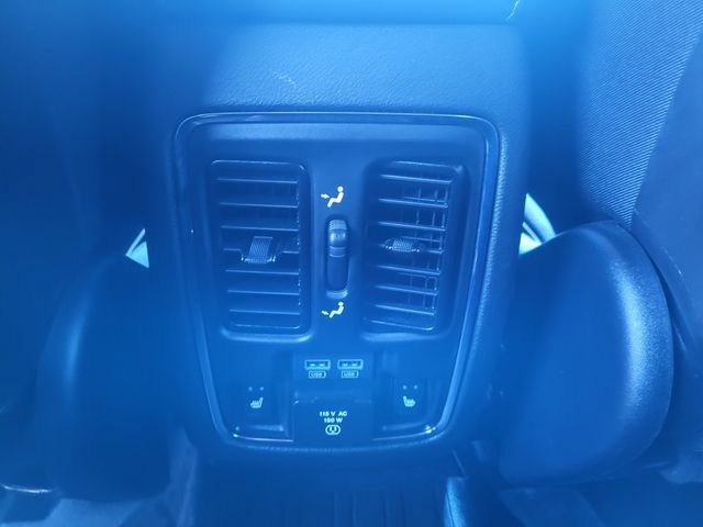 Used 2021 Jeep Grand Cherokee Overland AWD/4WD image 22