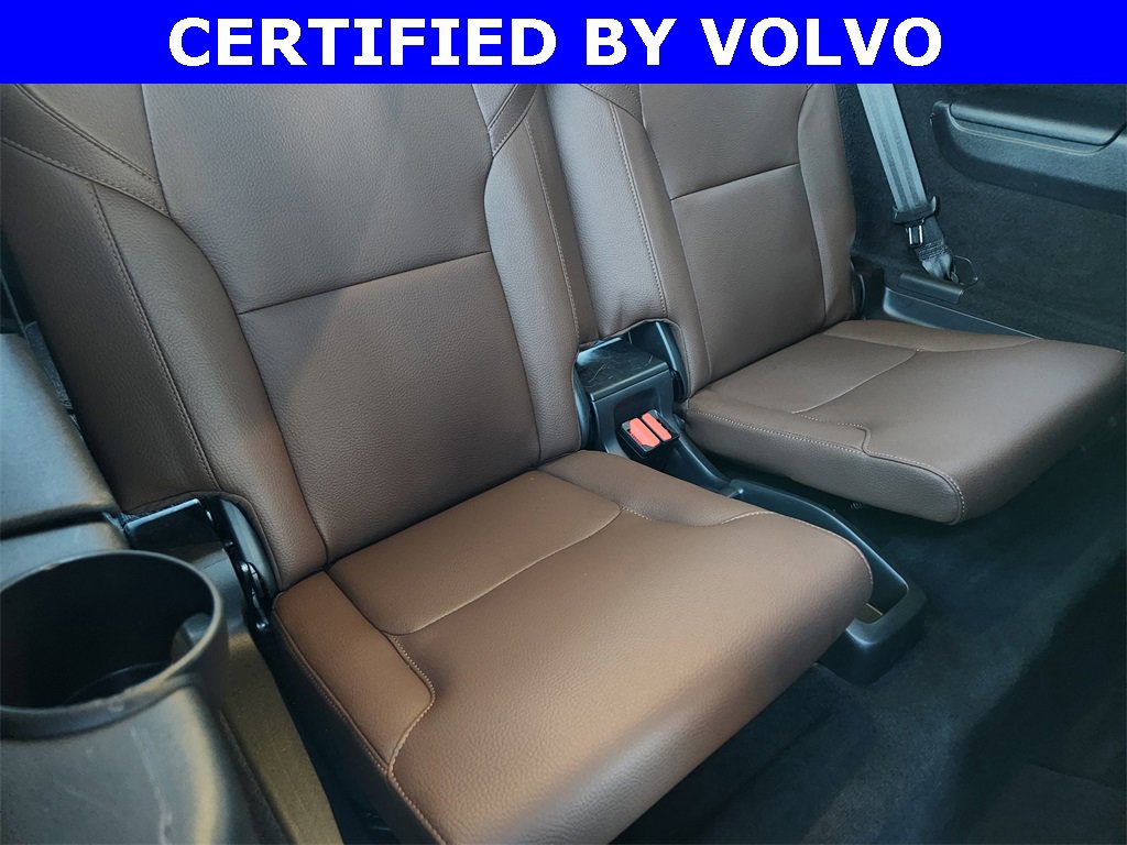 Used 2023 Volvo XC90 B5 Plus image 31