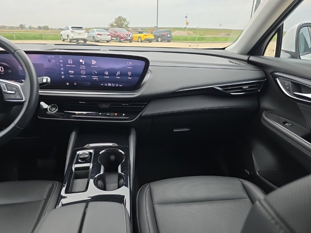 Used 2024 Buick Envision Preferred image 12