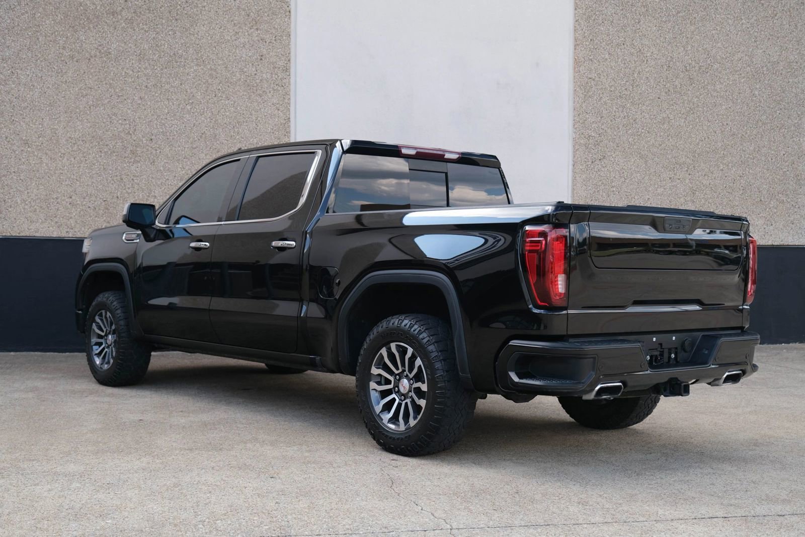 Used 2021 GMC Sierra 1500 Denali w/ Driver Alert Package II image 14