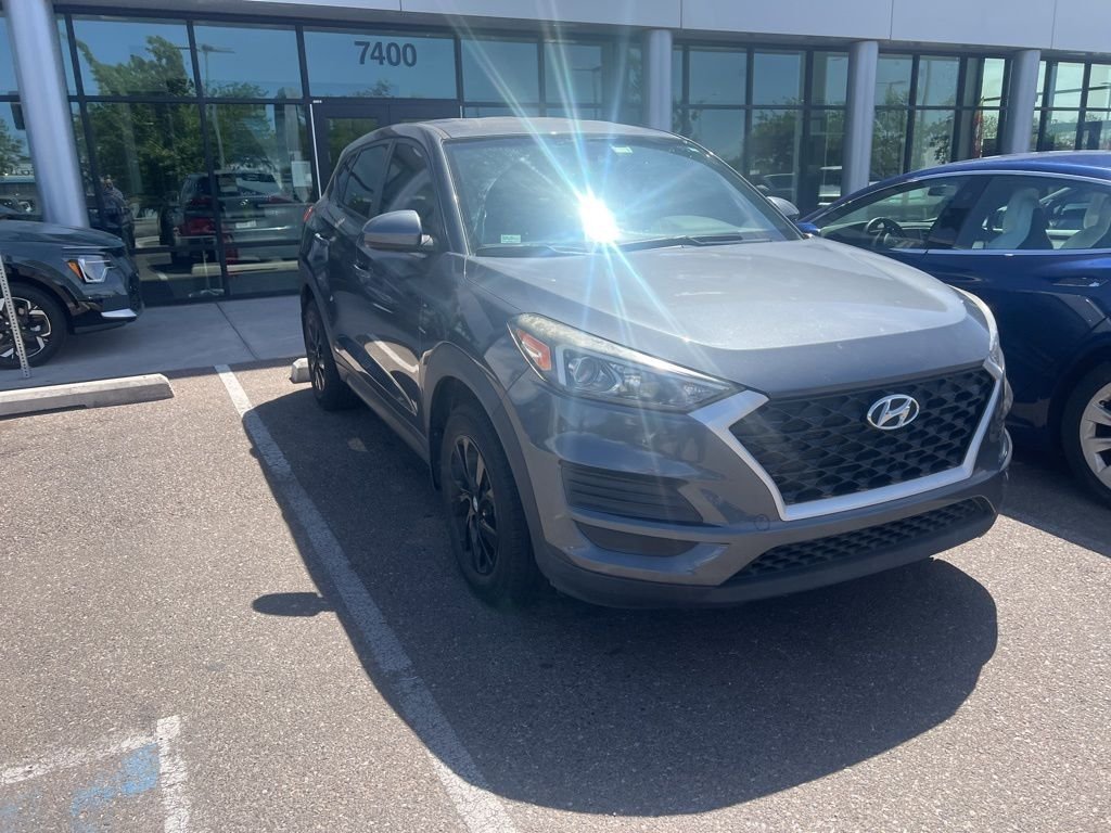 Used 2019 Hyundai Tucson SE w/ Cargo Package FWD image 1