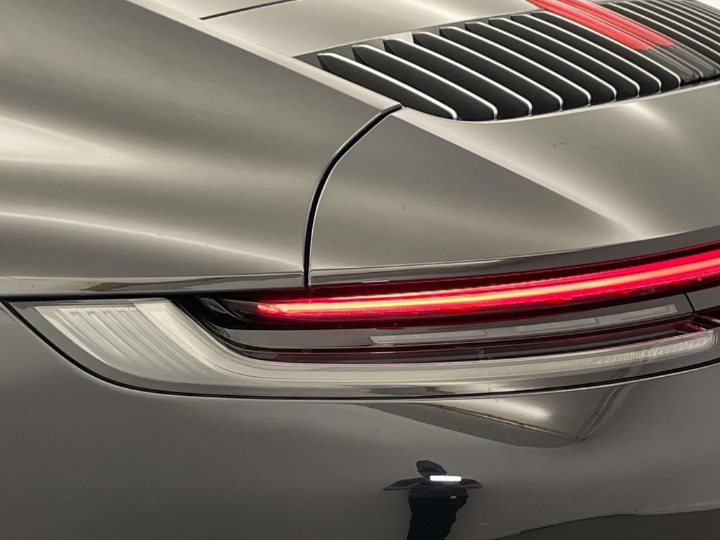 Used 2021 Porsche 911 Carrera 4 w/ Sport Package AWD/4WD image 16