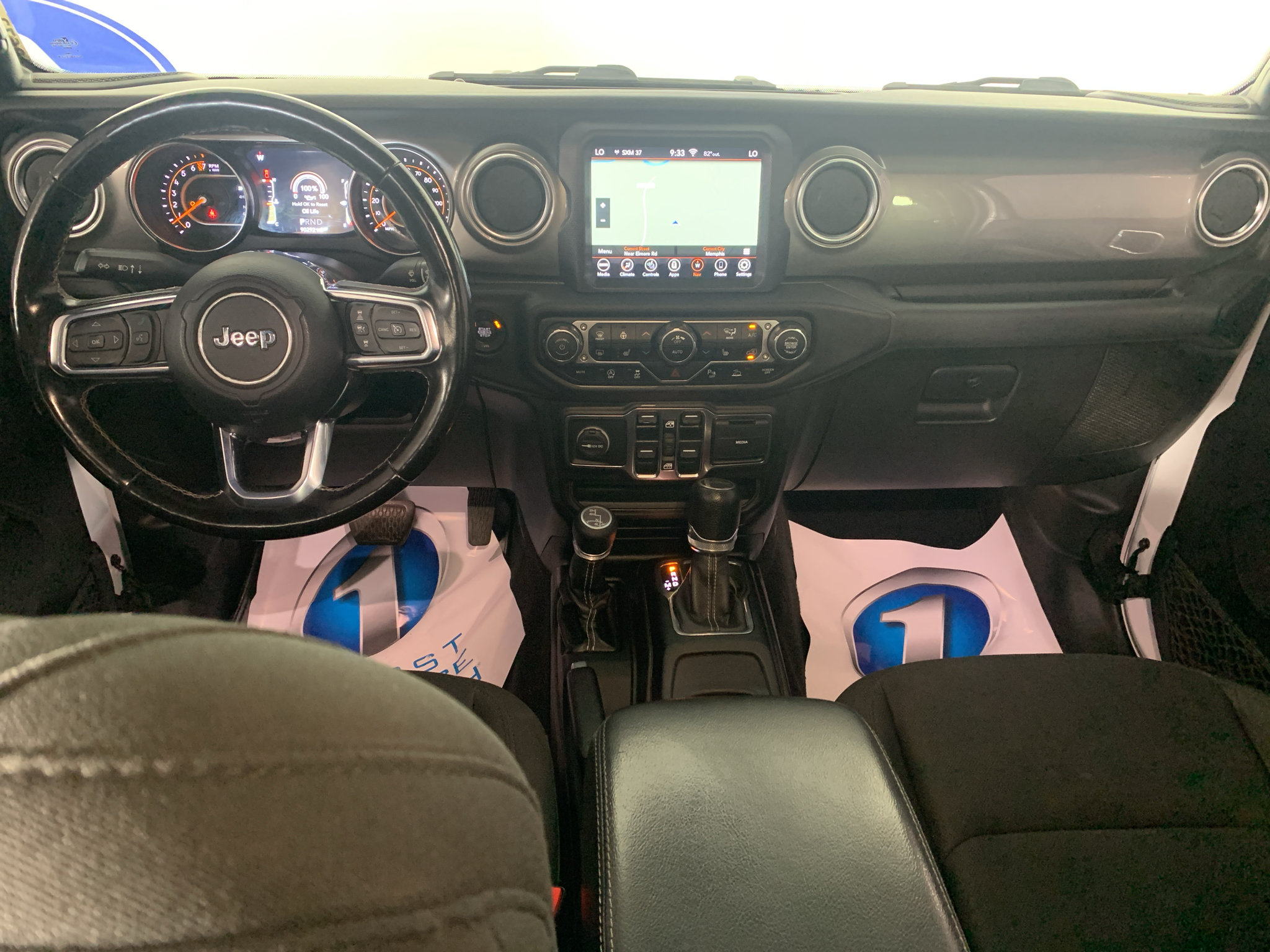 Used 2020 Jeep Gladiator Overland AWD/4WD image 31
