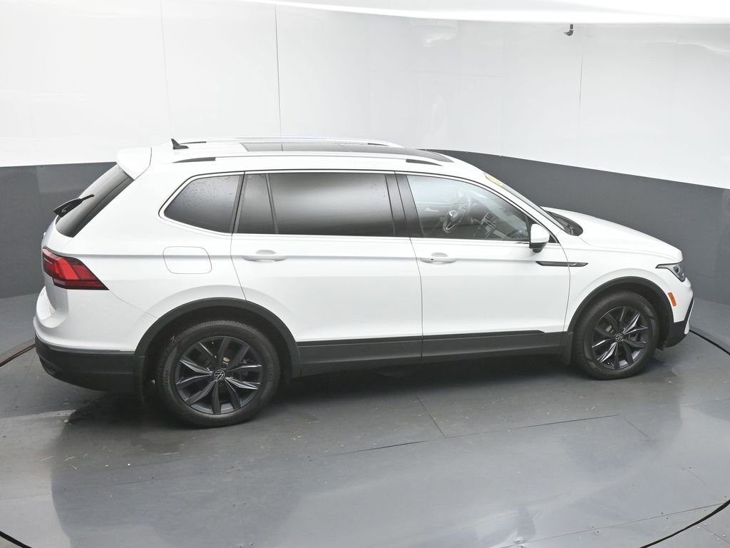 Used 2022 Volkswagen Tiguan SE FWD image 48