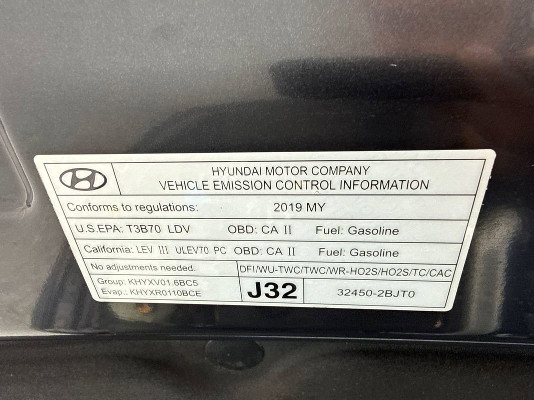 Used 2019 Hyundai Veloster Turbo R-Spec FWD image 28