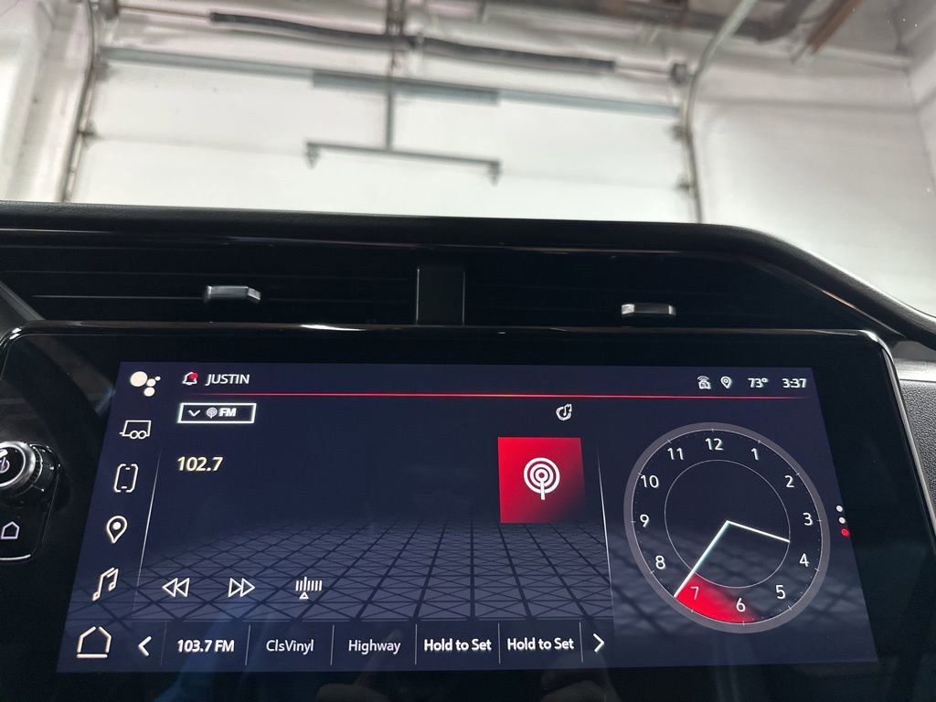 Used 2024 GMC Sierra 1500 AT4 w/ Technology Package AWD/4WD image 30