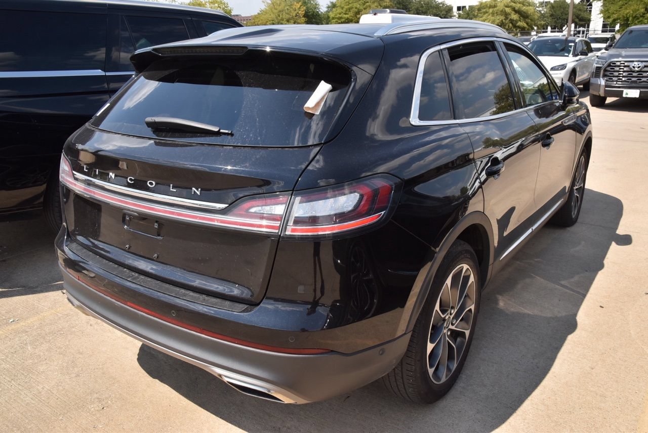 Used 2023 Lincoln Nautilus Reserve w/ Equipment Group 201A AWD/4WD image 5