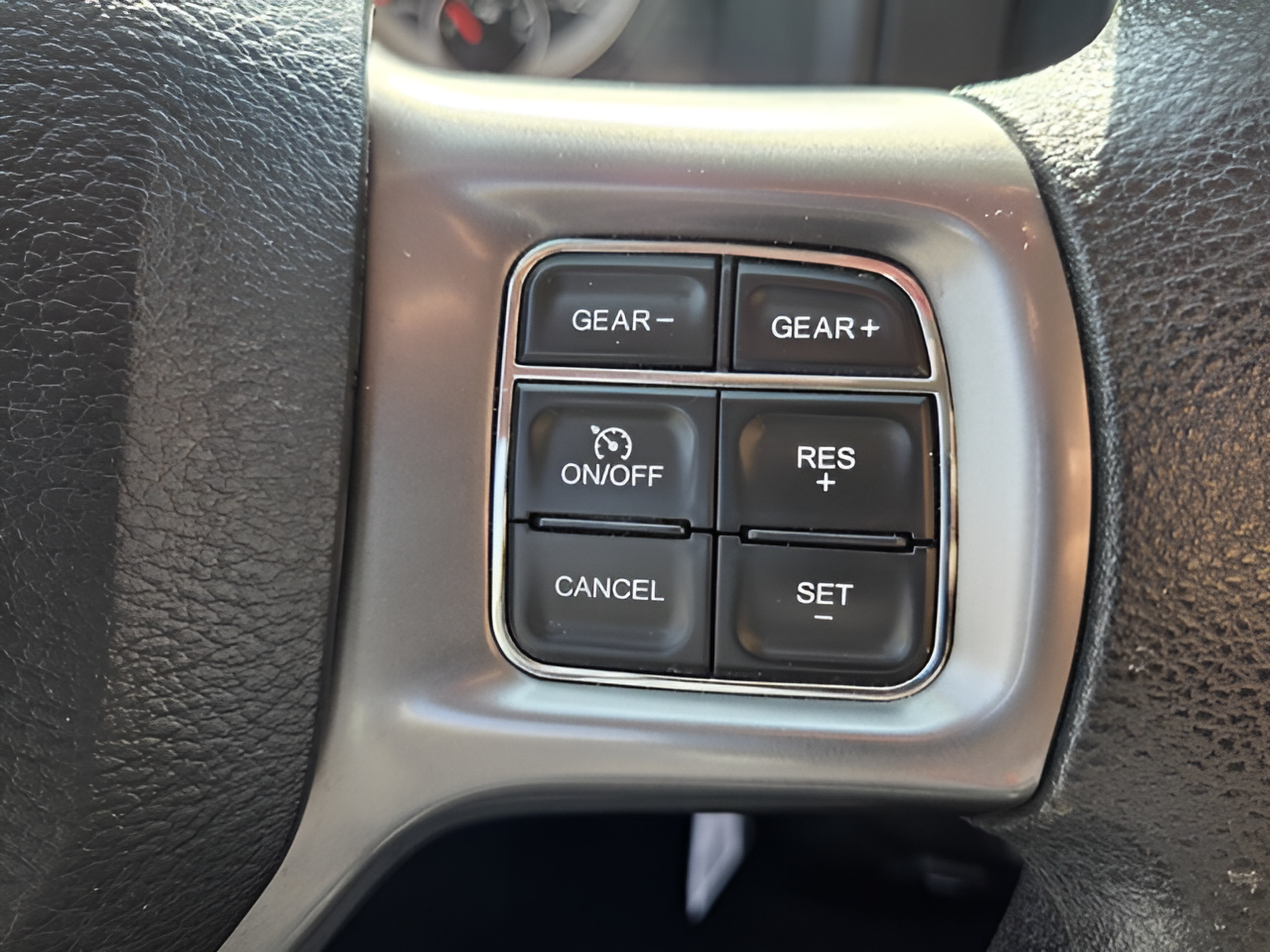 Used 2024 RAM 1500 Classic SLT AWD/4WD image 24