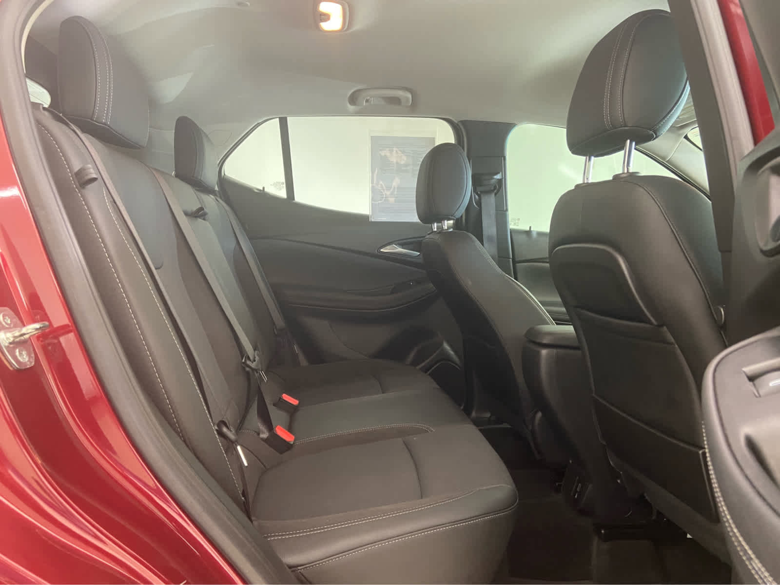 Used 2022 Buick Encore GX Select w/ Sport Touring Package image 13