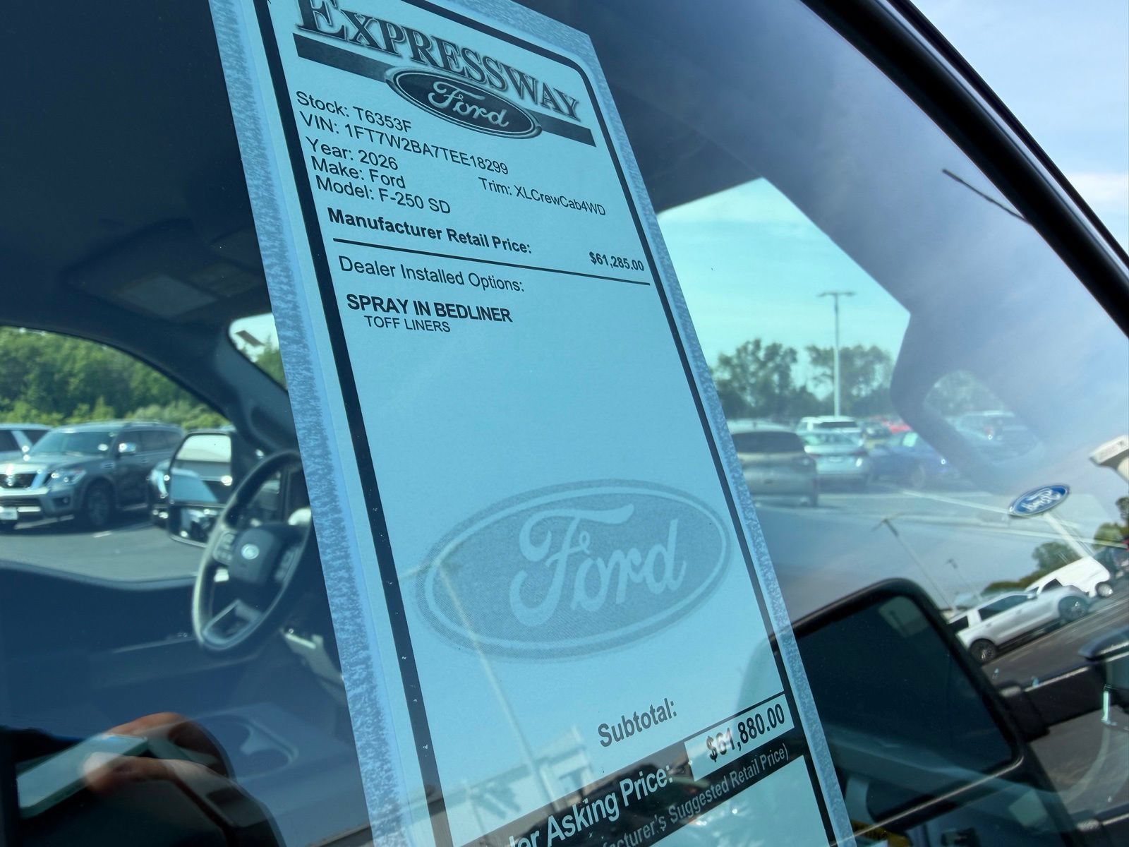 New 2026 Ford F250 XLT w/ FX4 Off-Road Package AWD/4WD image 11
