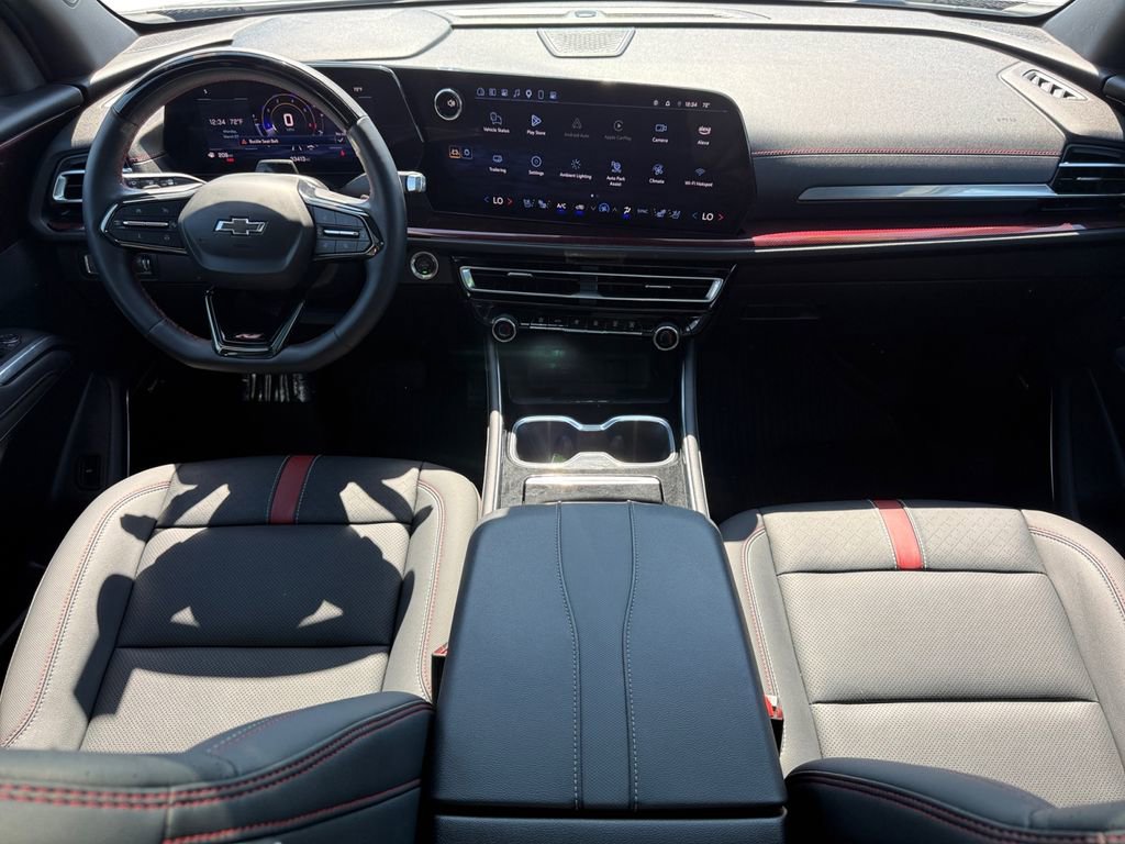 Certified 2024 Chevrolet Traverse RS w/ LPO, Floor Liner Package image 12