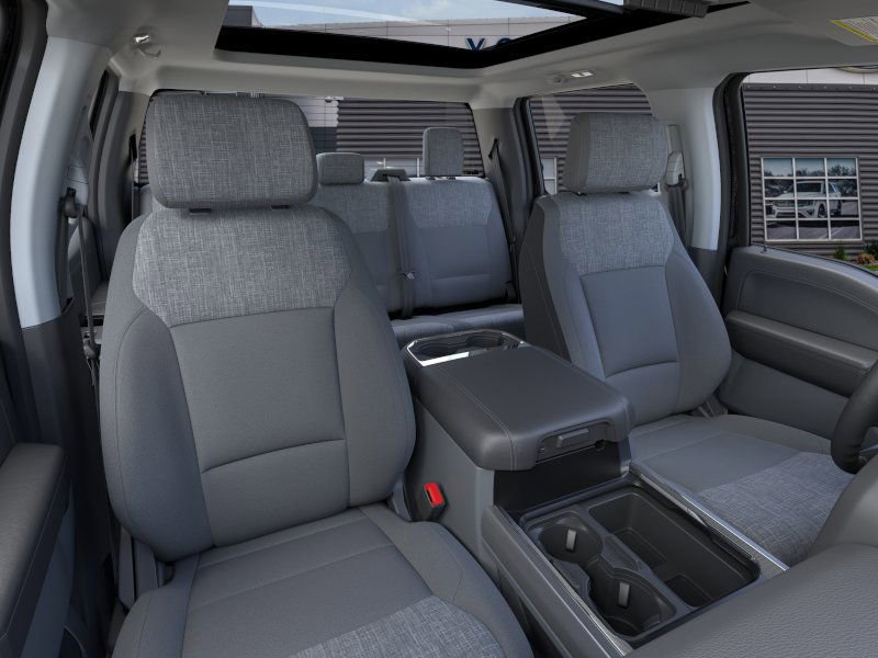 New 2025 Ford F250 XLT w/ Black Appearance Package image 10
