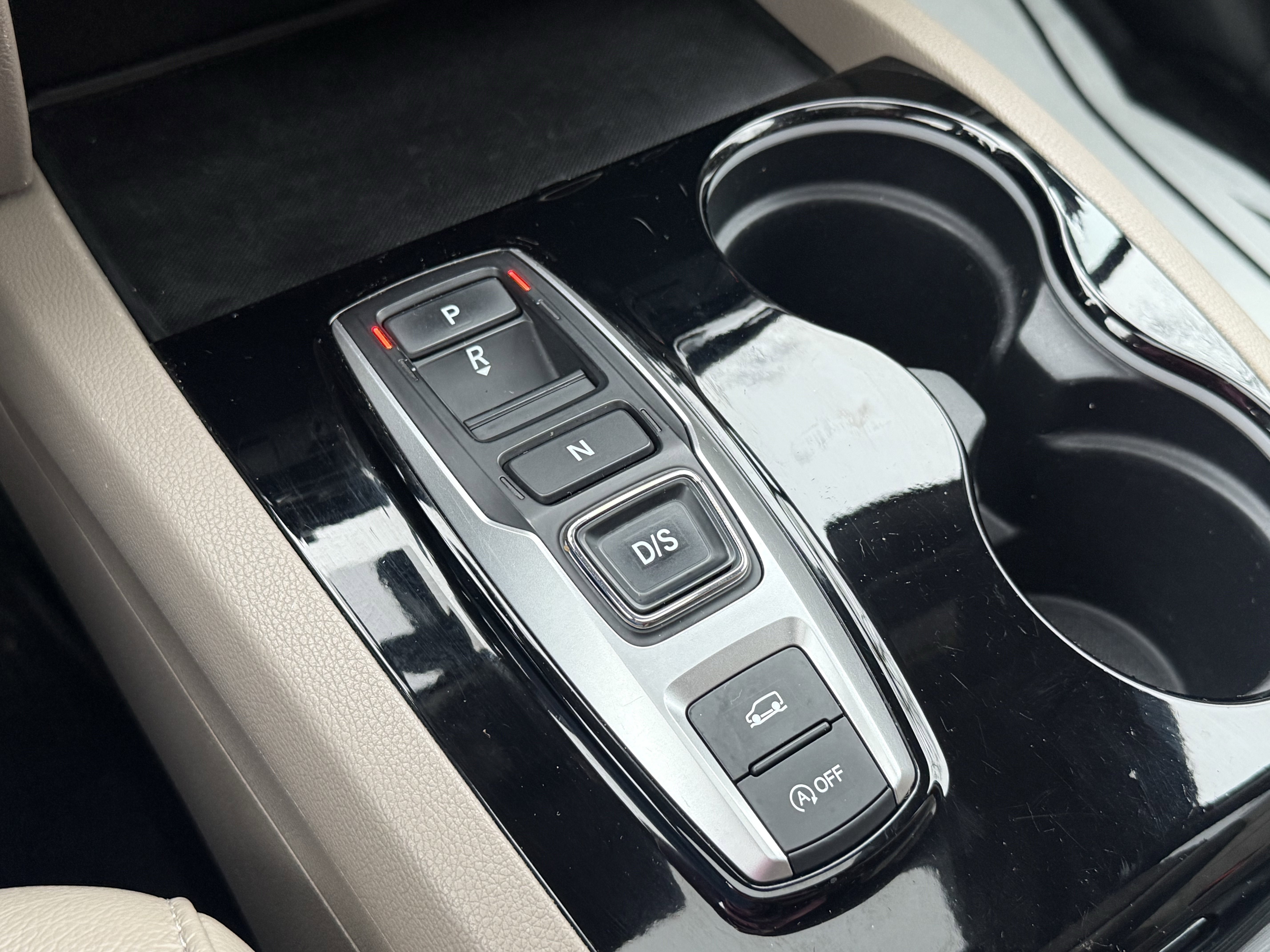 Used 2020 Honda Pilot Touring image 22