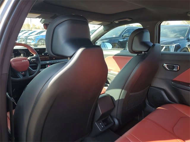 New 2025 Kia K4 GT-Line image 10