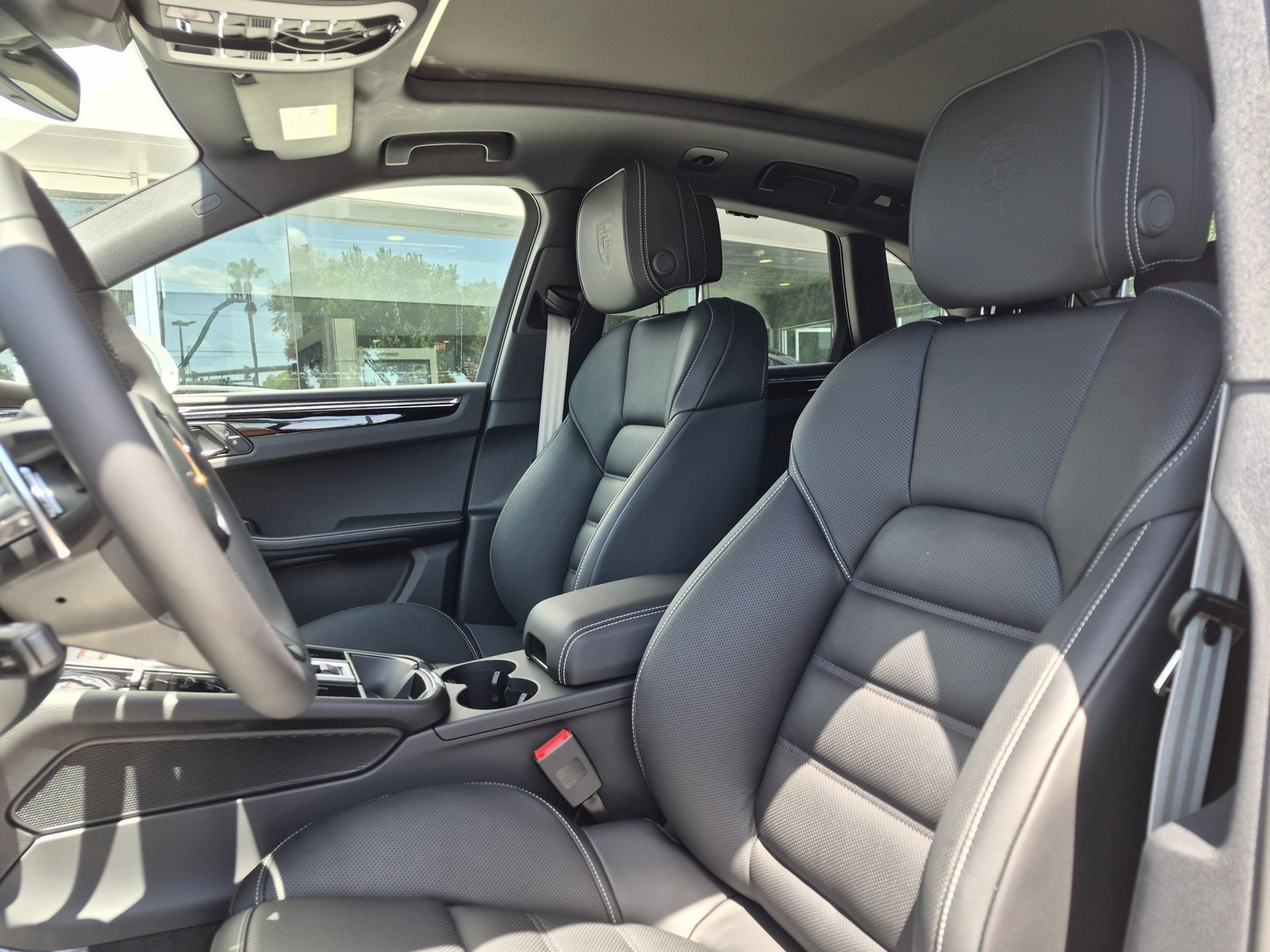 New 2026 Porsche Macan S AWD/4WD image 5