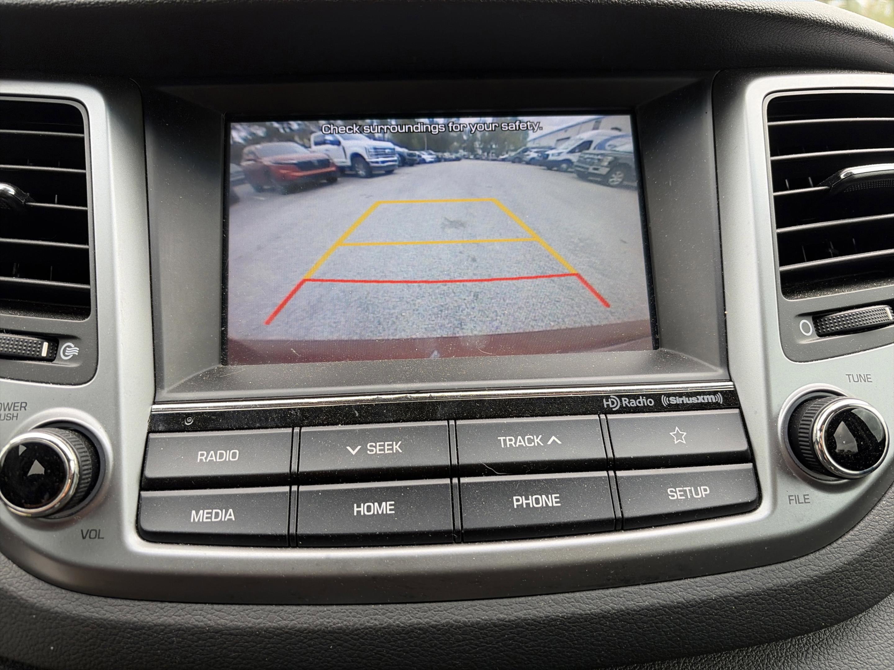 Used 2018 Hyundai Tucson SEL image 11