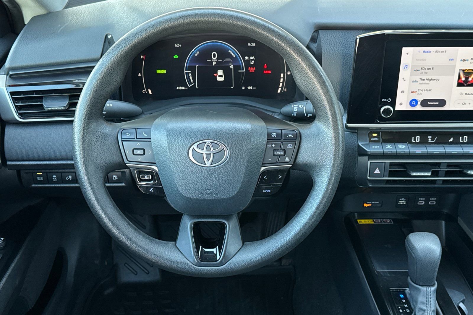 Used 2025 Toyota Camry LE FWD image 16
