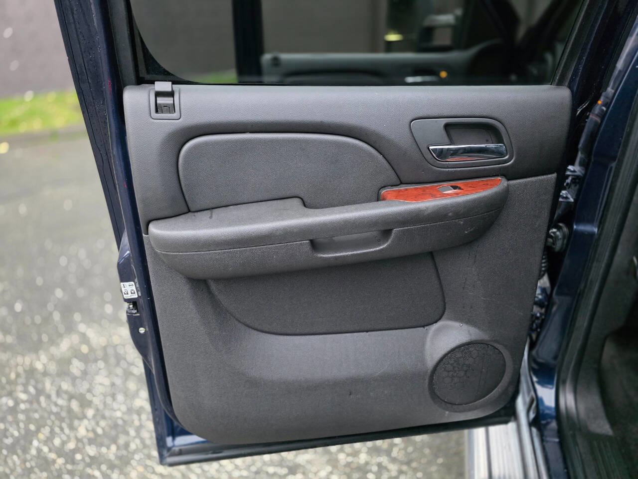 Used 2011 Chevrolet Silverado 3500 LTZ image 48