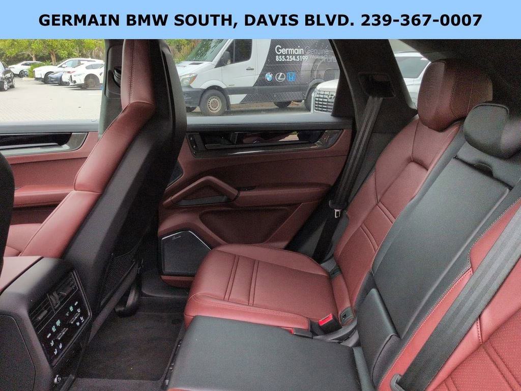 Used 2026 Porsche Cayenne GTS image 15