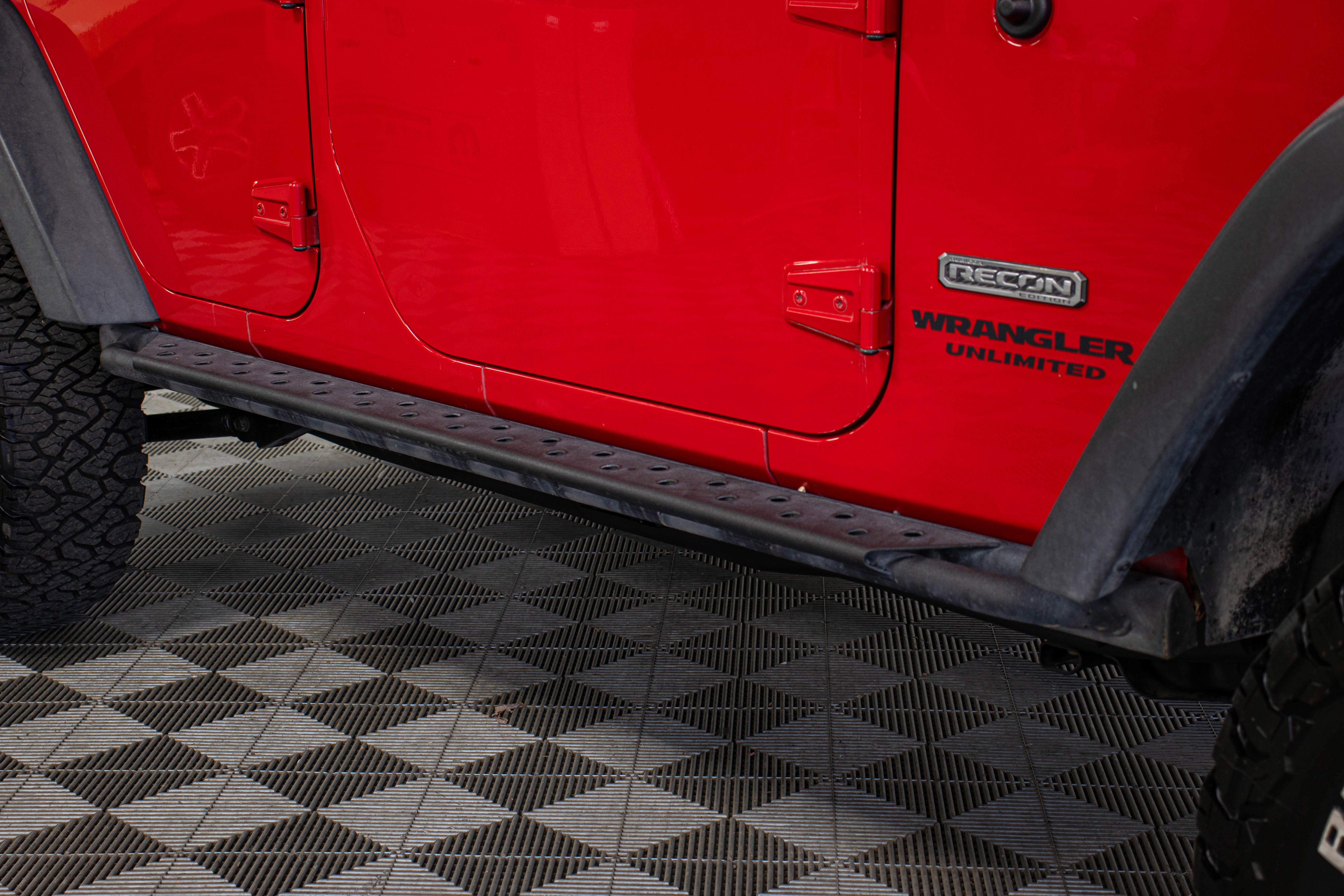 Used 2017 Jeep Wrangler Unlimited Rubicon image 13