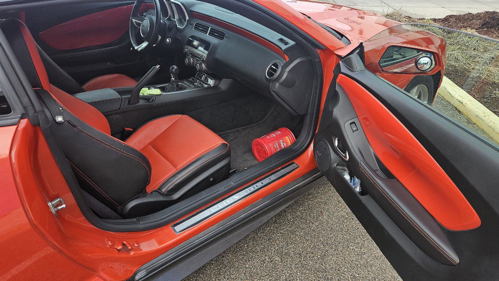 Used 2010 Chevrolet Camaro SS w/ LPO, Ground Effects Package image 18