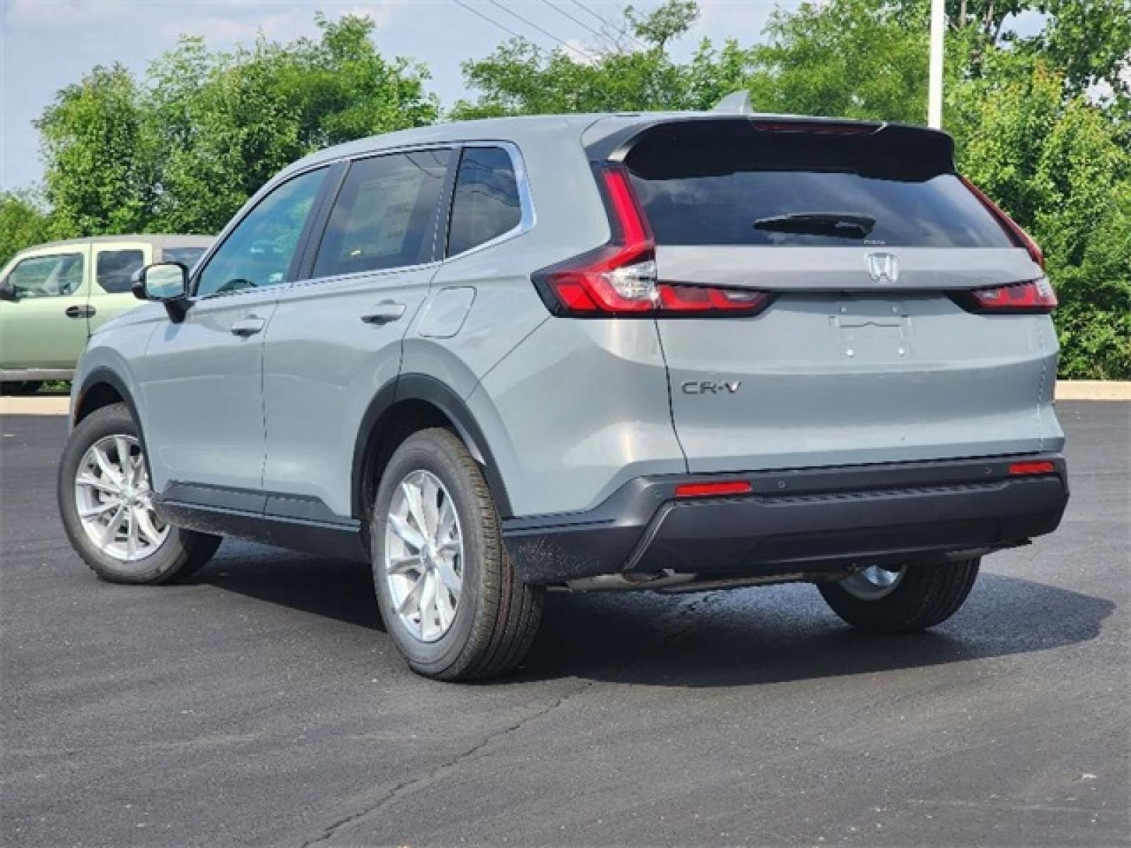 Used 2024 Honda CR-V EX-L image 5