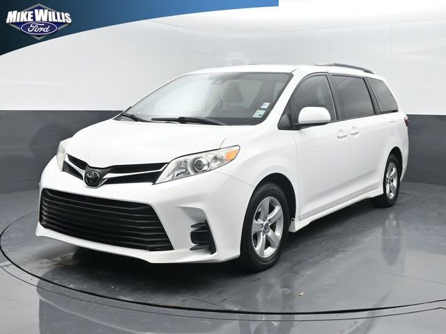 Used 2020 Toyota Sienna LE image 3