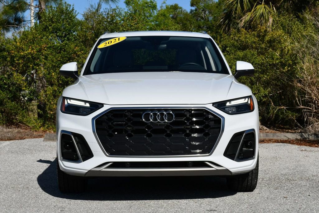 Used 2021 Audi Q5 e Premium Plus w/ Premium Plus Package image 41