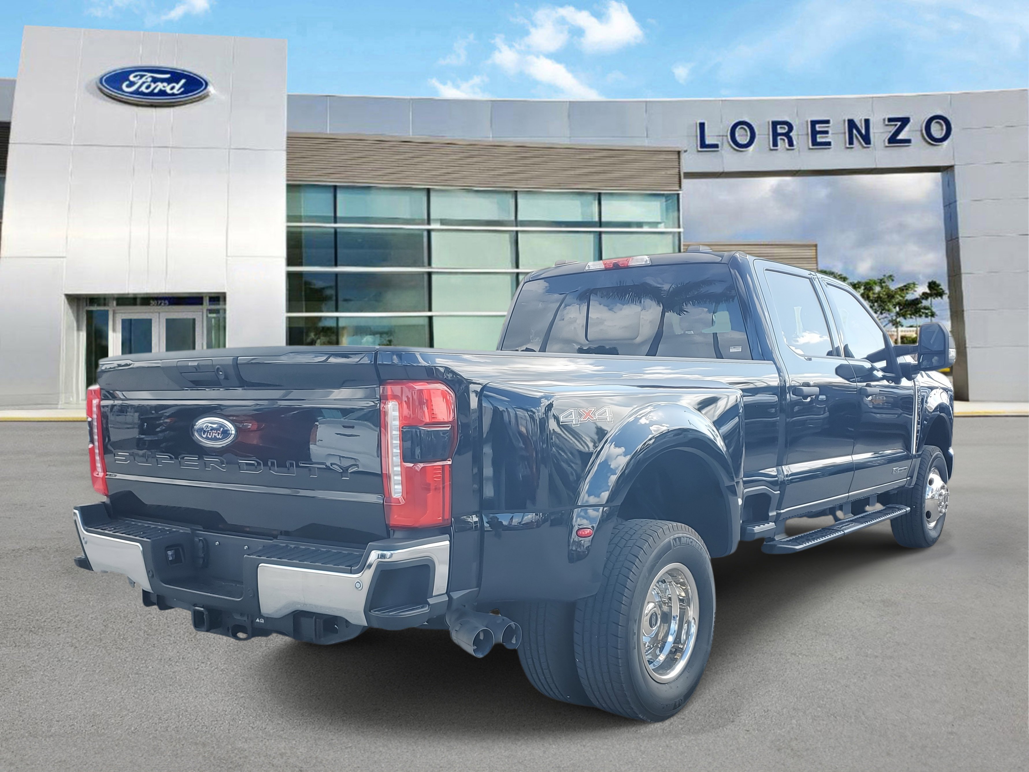 Used 2024 Ford F350 XLT w/ 360-Degree Camera Package image 5