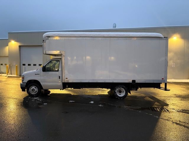 New 2026 Ford E-450 and Econoline 450 Super Duty w/ Power Equipment Group image 4