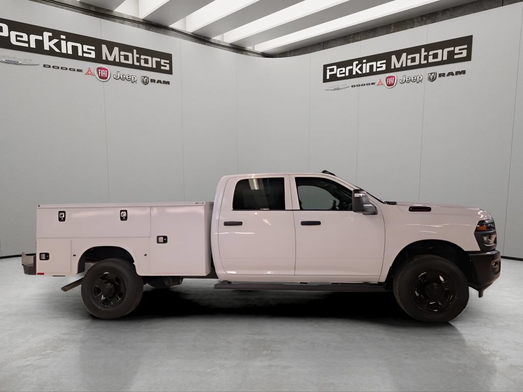 New 2026 RAM 2500 Tradesman AWD/4WD image 7
