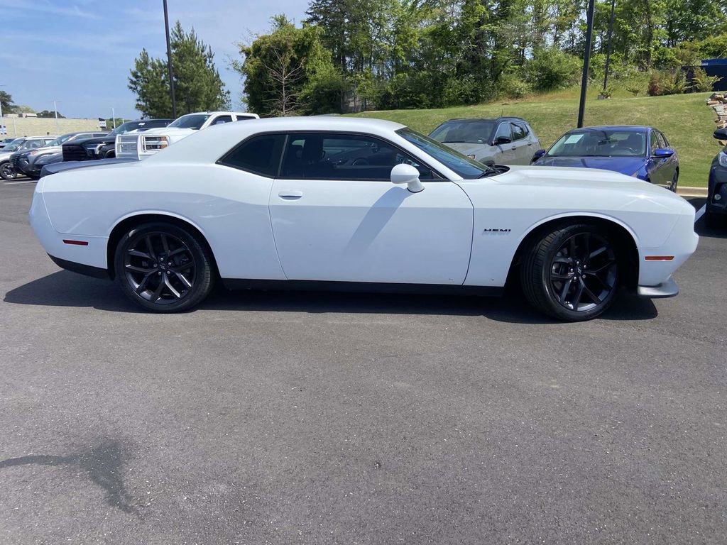 Used 2022 Dodge Challenger R/T w/ Blacktop Package image 2