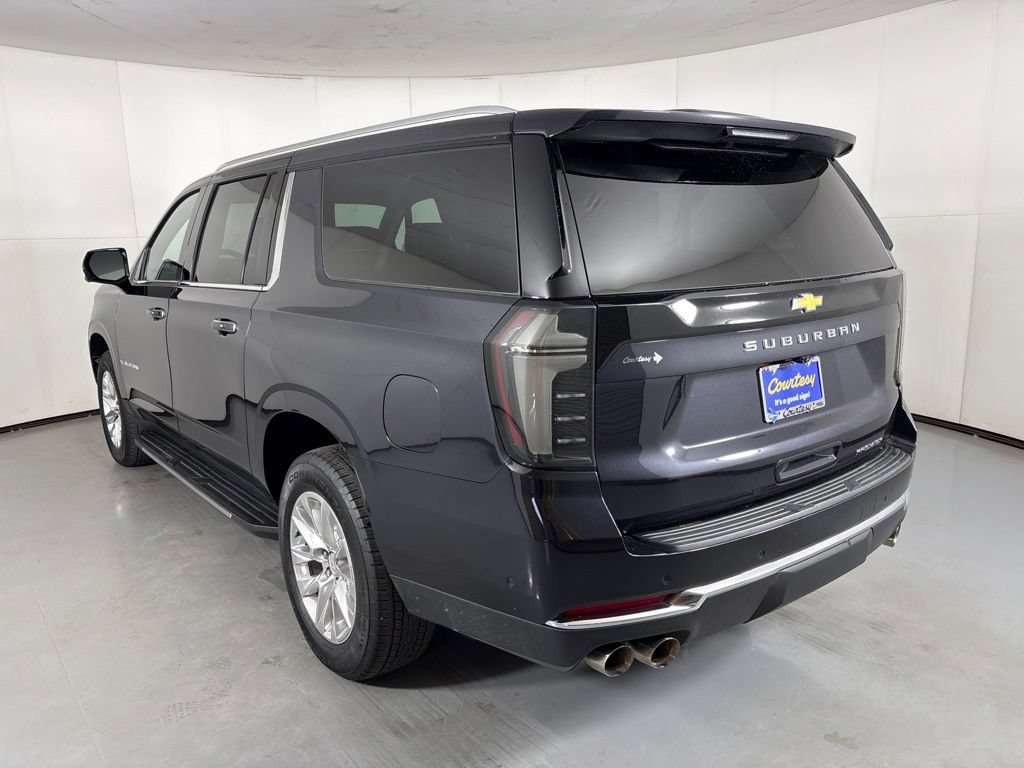 Certified 2025 Chevrolet Suburban Premier AWD/4WD image 7