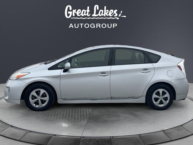 Used 2012 Toyota Prius Three w/ Solar Roof Pkg FWD image 2