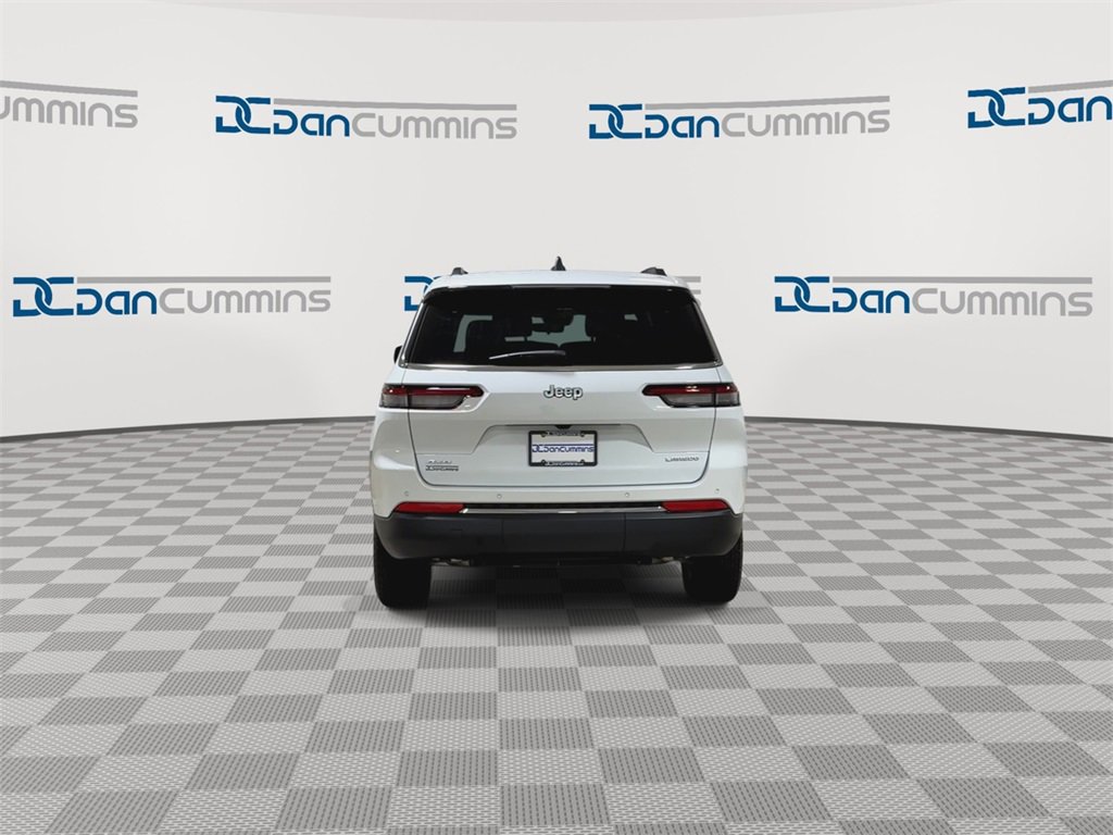 New 2025 Jeep Grand Cherokee L Laredo w/ Luxury Tech Group I image 7