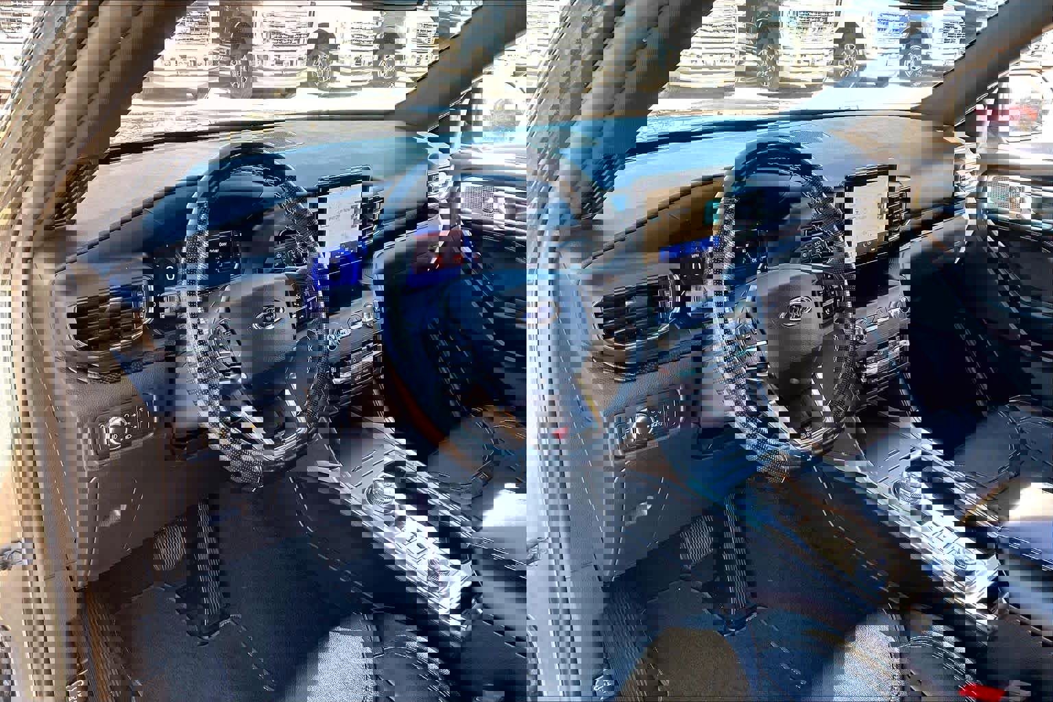 Used 2020 Ford Explorer ST image 16