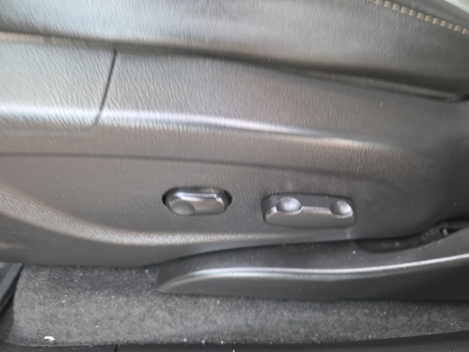 Used 2016 Buick Encore Sport Touring image 13